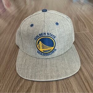 Golden State Warriors Mitchell & Ness NBA Snapback Cap Hat Grey Blue Logo EUC